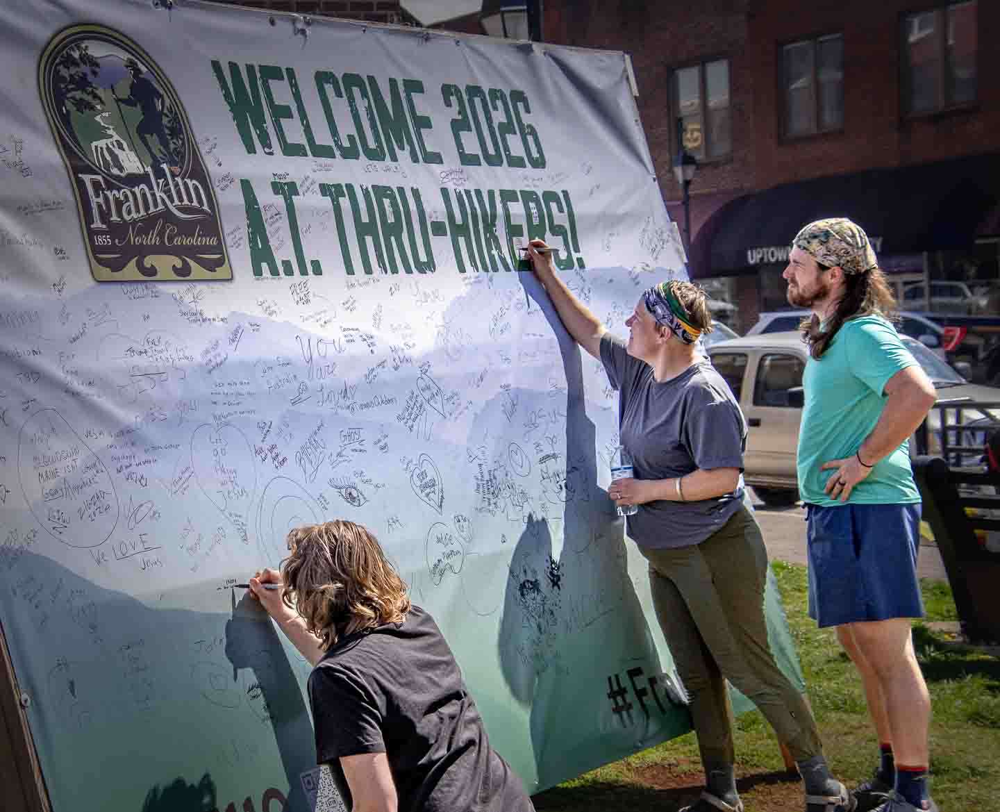 Thru Hikers and Sign